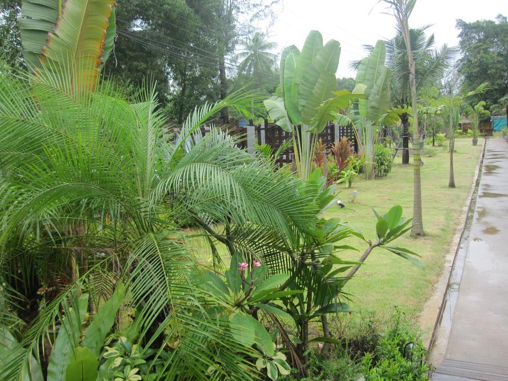 Naiyang Boutique Resort Ban Phak Chit Exterior foto