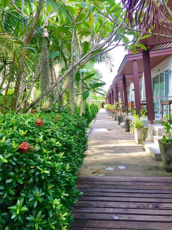 Naiyang Boutique Resort Ban Phak Chit Exterior foto