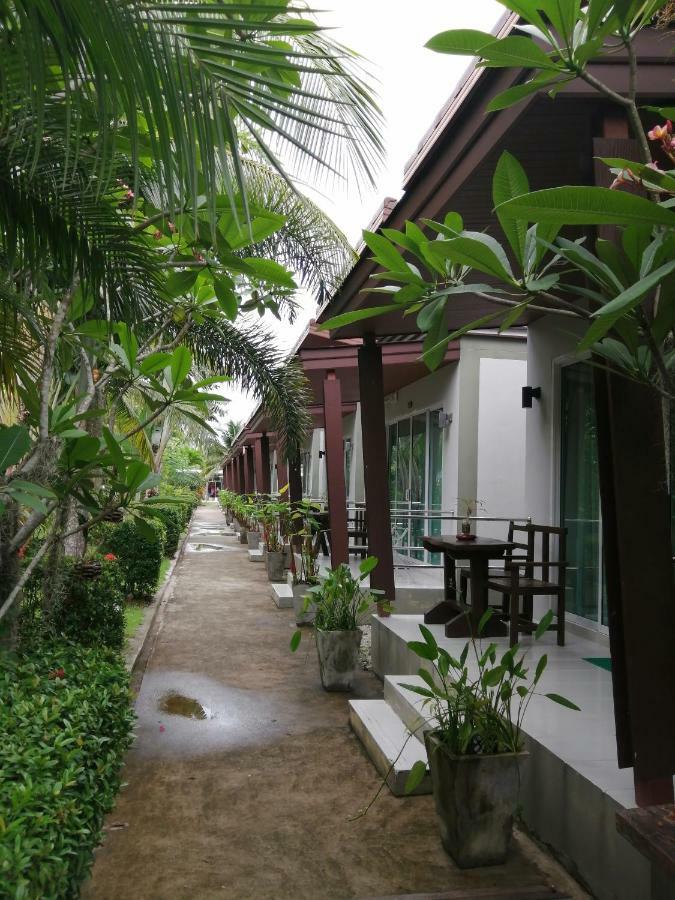 Naiyang Boutique Resort Ban Phak Chit Exterior foto